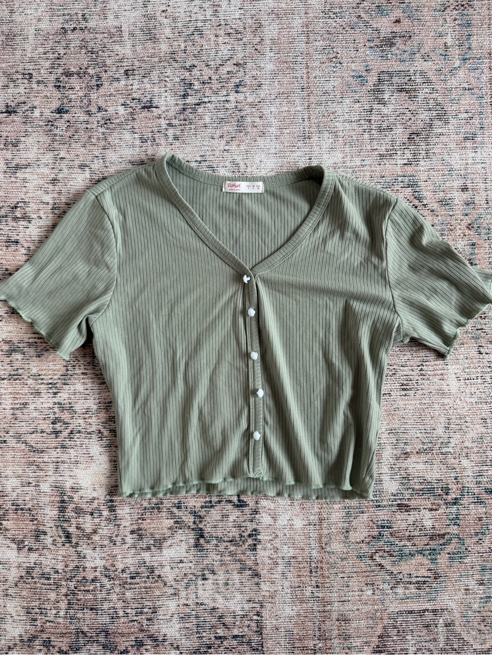 ROMWE Olive Green Ribbed V-Neck Button Crop Tee